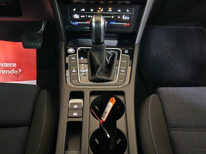 VW Passat GTE DSG 2021 - Image 14