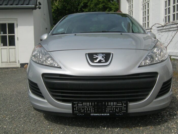 Peugeot 207 HDi 90 Comfort+ 2010 - Image 4