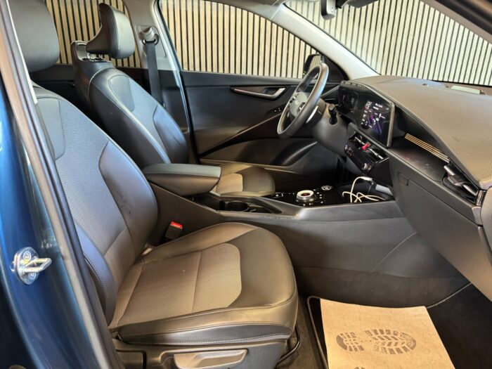 Kia Niro PHEV Prestige DCT 2023 - Image 17