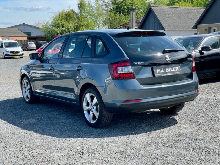 Skoda Rapid TSi 105 Ambition Spaceback GreenTec 2015 - Image 3