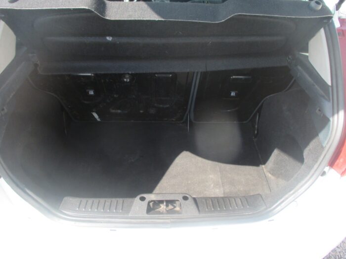 Ford Fiesta Trend 2009 - Image 7