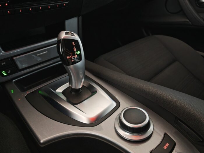 BMW 525d Steptr. 2008 - Image 11