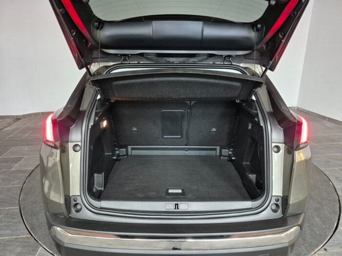 Peugeot 3008 PureTech 130 Allure 2018 - Image 15