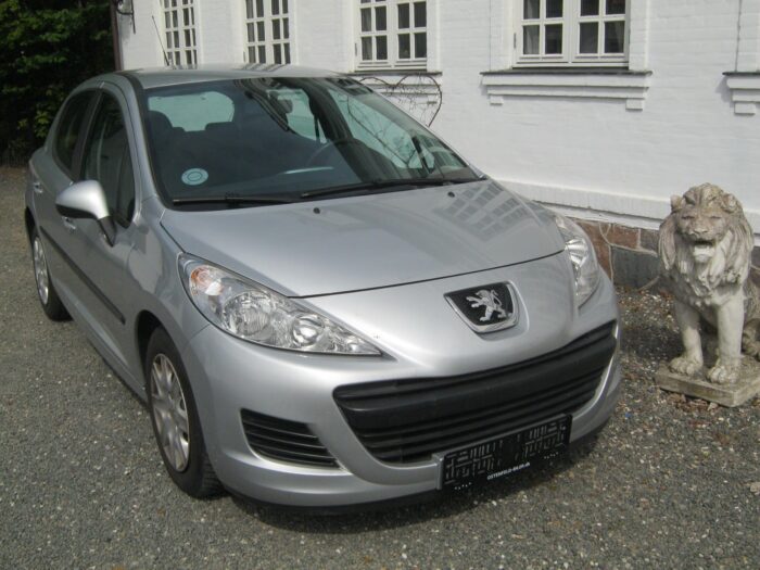 Peugeot 207 HDi 90 Comfort+ 2010 - Image 5
