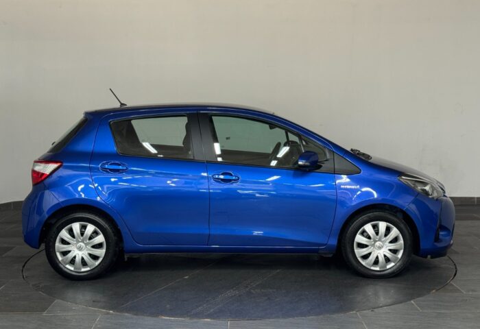 Toyota Yaris Hybrid H2 e-CVT 2019 - Billede 3