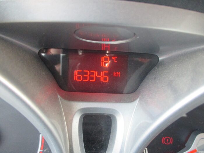 Ford Fiesta Trend 2009 - Image 15