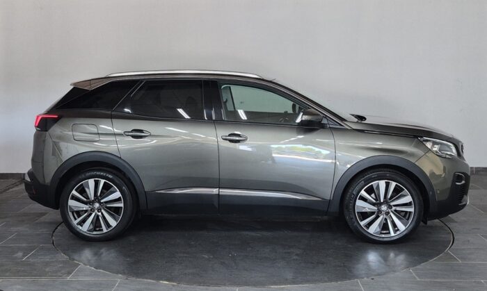 Peugeot 3008 PureTech 130 Allure 2018 - Image 3