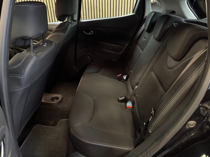 Renault Clio IV TCe 90 Expression 2015 - Image 14