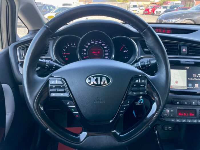 Kia Ceed CRDi 136 Premium 2017 - Image 6