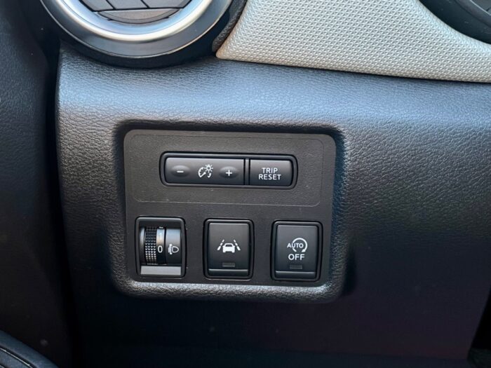 Nissan Micra IG-T 100 Acenta 2019 - Image 11