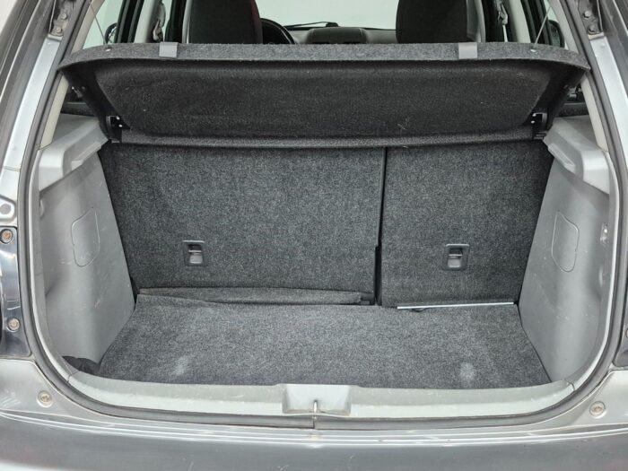Suzuki SX4 GLX 2011 - Image 14