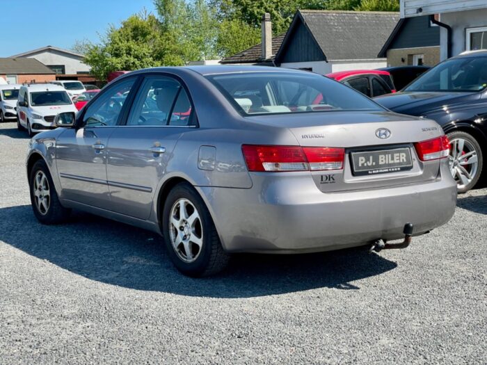 Hyundai Sonata GL 2006 - Image 3