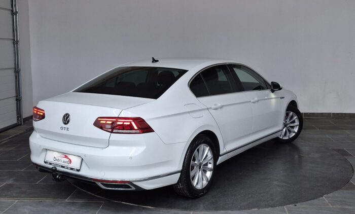 VW Passat GTE DSG 2021 - Image 2