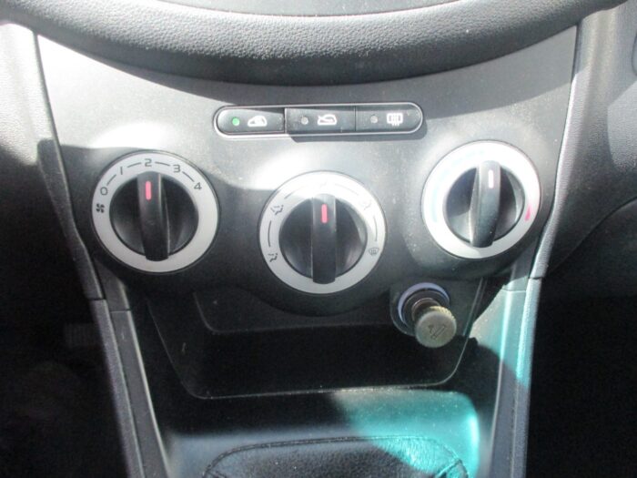 Hyundai i10 Classic 2008 - Image 14