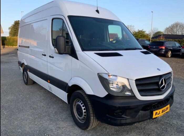 Mercedes Sprinter 216 CDi R2 Kassevogn 2014