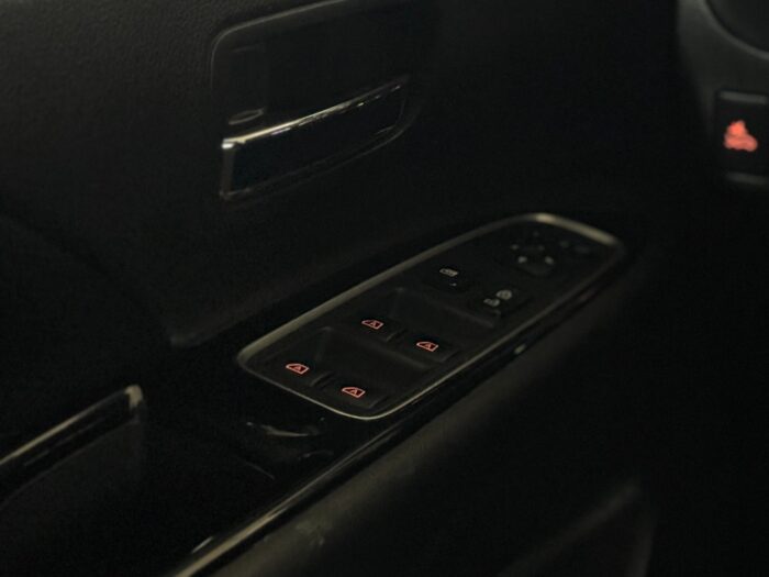 Mitsubishi Outlander PHEV Intense CVT 4WD 2020 - Billede 16