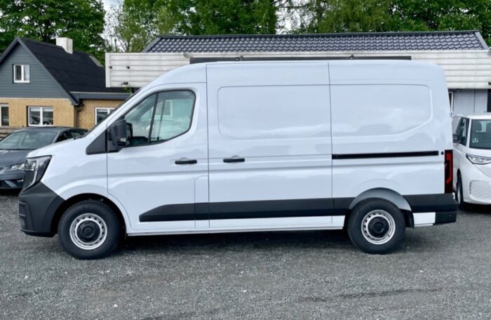 Renault Master V T35 E-Tech L2H2 Kassevogn Tekno 2025 - Billede 4