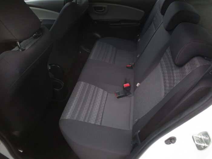Toyota Yaris VVT-i T2 Touch 2015 - Billede 12