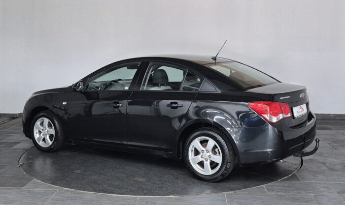 Chevrolet Cruze LS 2011 - Billede 5