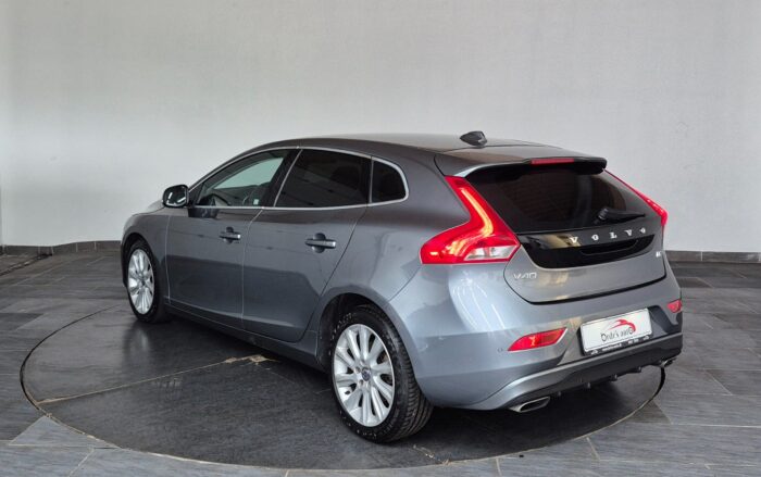 Volvo V40 D2 120 Momentum aut. 2016 - Billede 5
