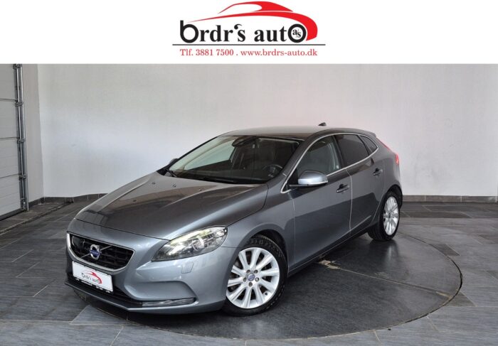 Volvo V40 D2 120 Momentum aut. 2016