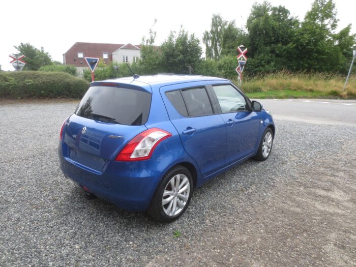 Suzuki Swift Dualjet Fun 2015 - Billede 3