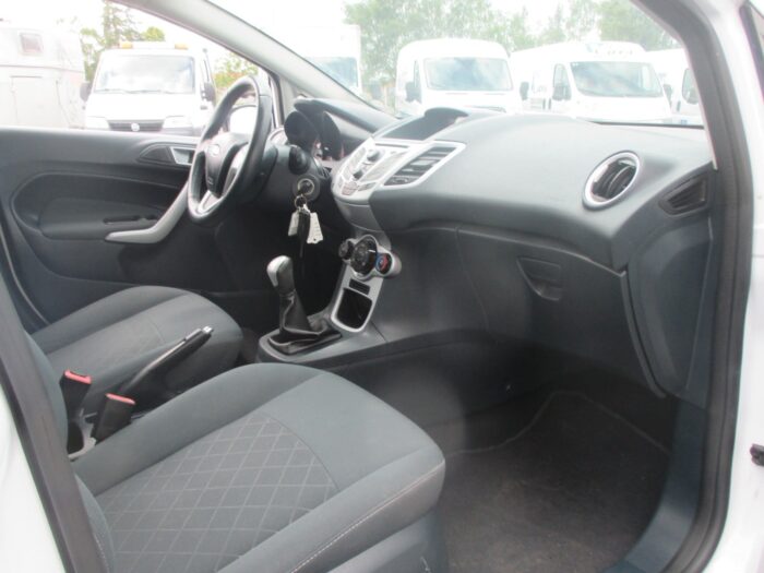 Ford Fiesta 82 Trend 2012 - Billede 9