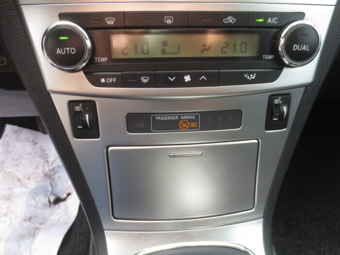 Toyota Avensis VVT-i T2 Premium stc. 2014 - Billede 9