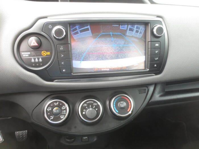 Toyota Yaris VVT-i T2 Touch 2015 - Billede 9