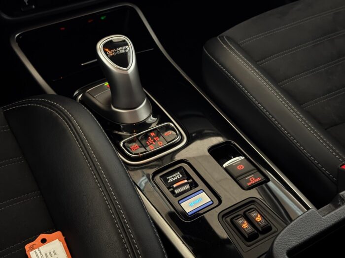Mitsubishi Outlander PHEV Intense CVT 4WD 2020 - Billede 15