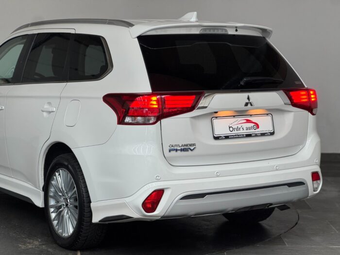 Mitsubishi Outlander PHEV Intense CVT 4WD 2020 - Billede 7