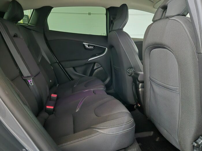 Volvo V40 D2 120 Momentum aut. 2016 - Billede 14