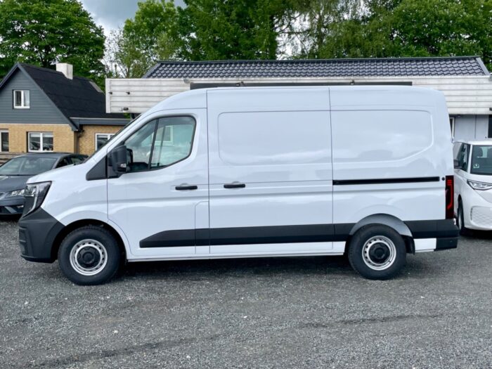 Renault Master V T35 E-Tech L2H2 Kassevogn Tekno 2025 - Billede 4