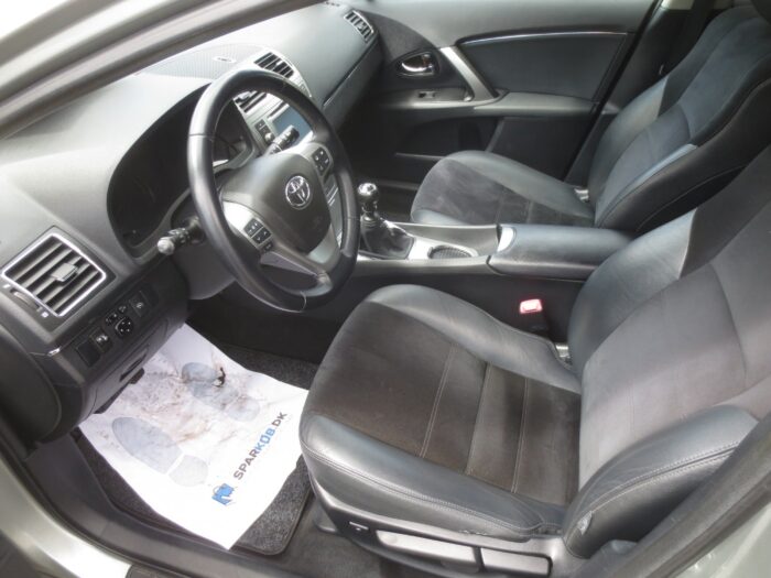 Toyota Avensis VVT-i T2 Premium stc. 2014 - Billede 5