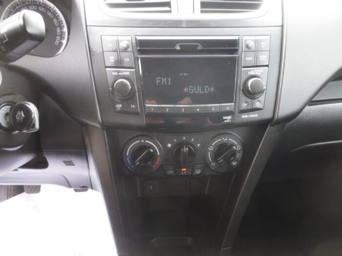 Suzuki Swift Dualjet Fun 2015 - Billede 7