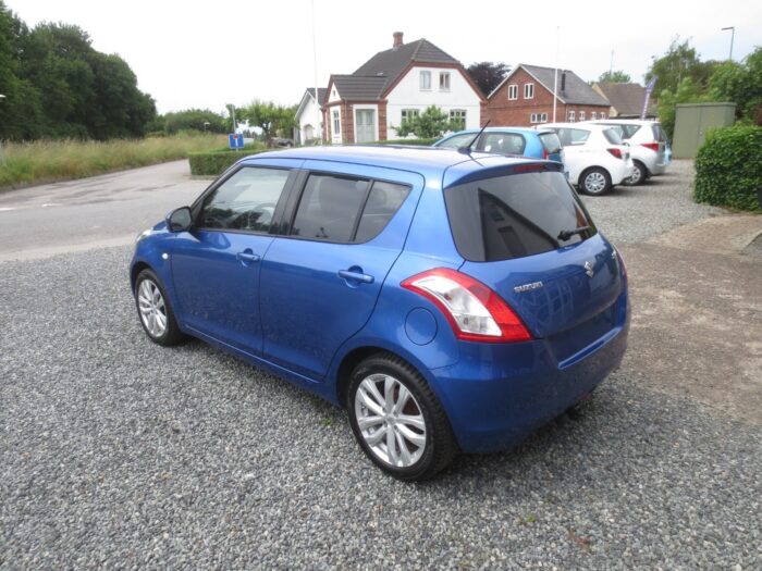 Suzuki Swift Dualjet Fun 2015 - Billede 4