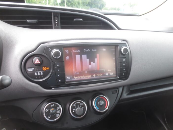 Toyota Yaris VVT-i T2 Touch 2015 - Billede 8