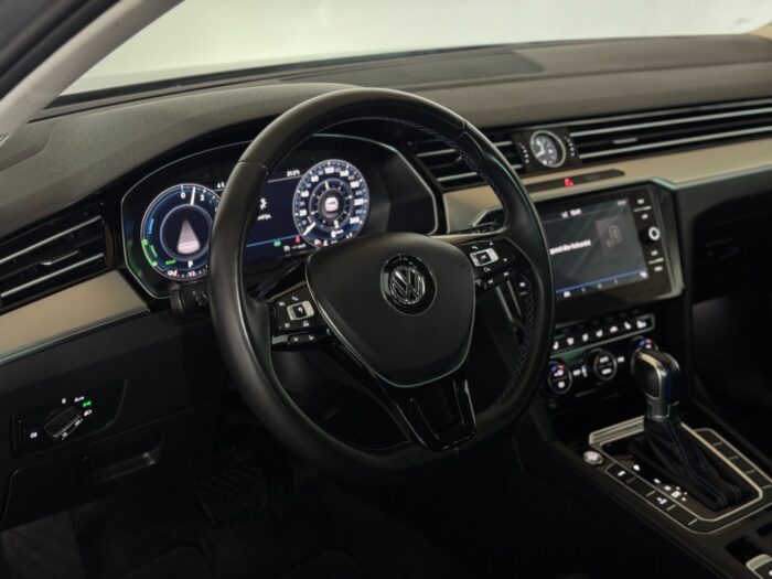 VW Passat GTE Variant DSG 2018 - Billede 11