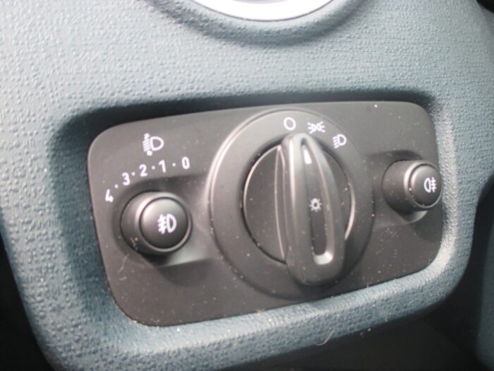 Ford Fiesta 82 Trend 2012 - Billede 12