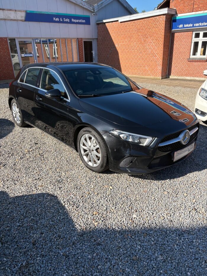 Mercedes A180 d Business Progressive Line aut. 2018 - Billede 2