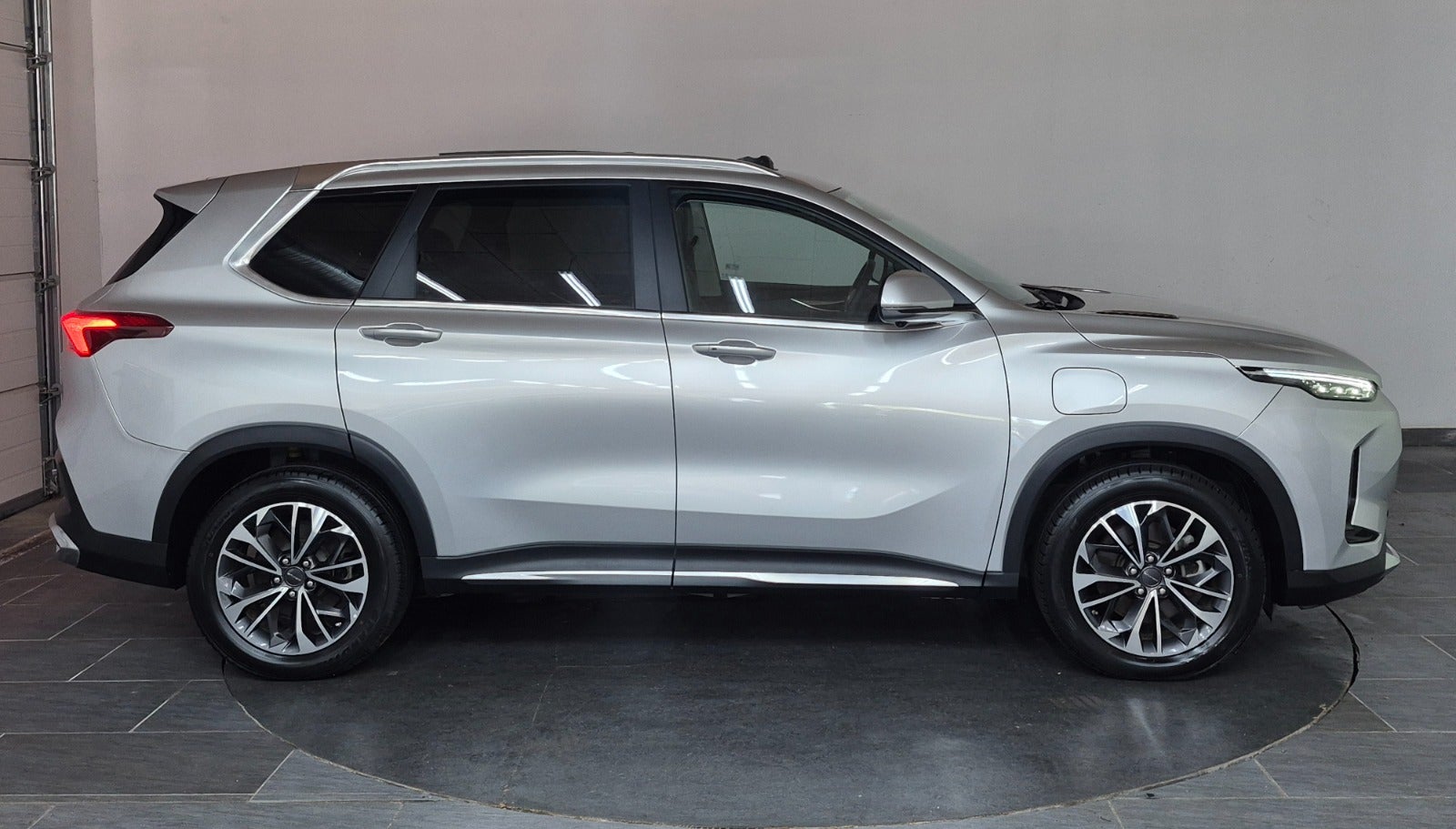 Maxus Euniq6 2023 - Billede 3