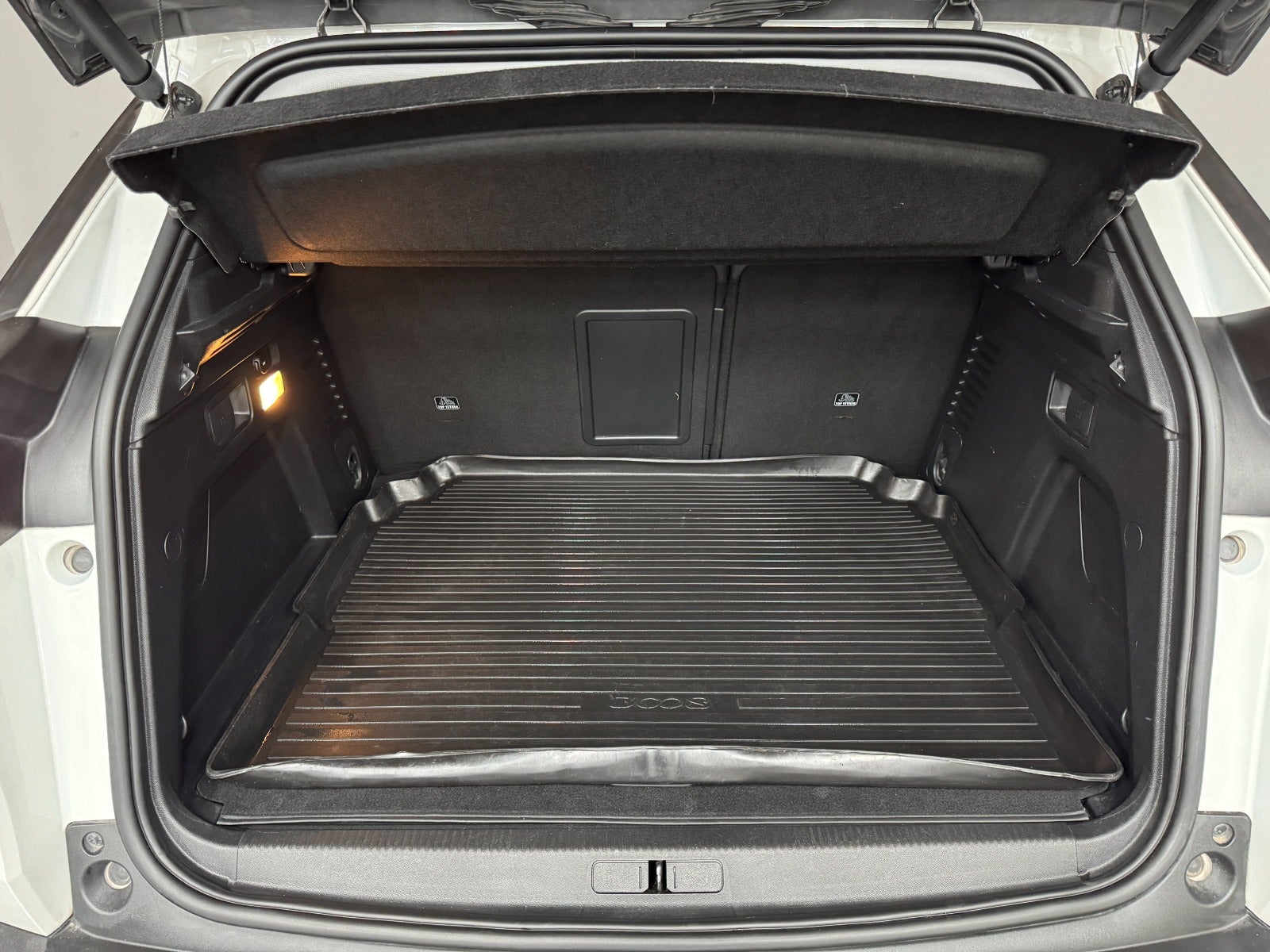 Peugeot 3008 Hybrid4 Allure Pack LTD EAT8 2021 - Billede 8