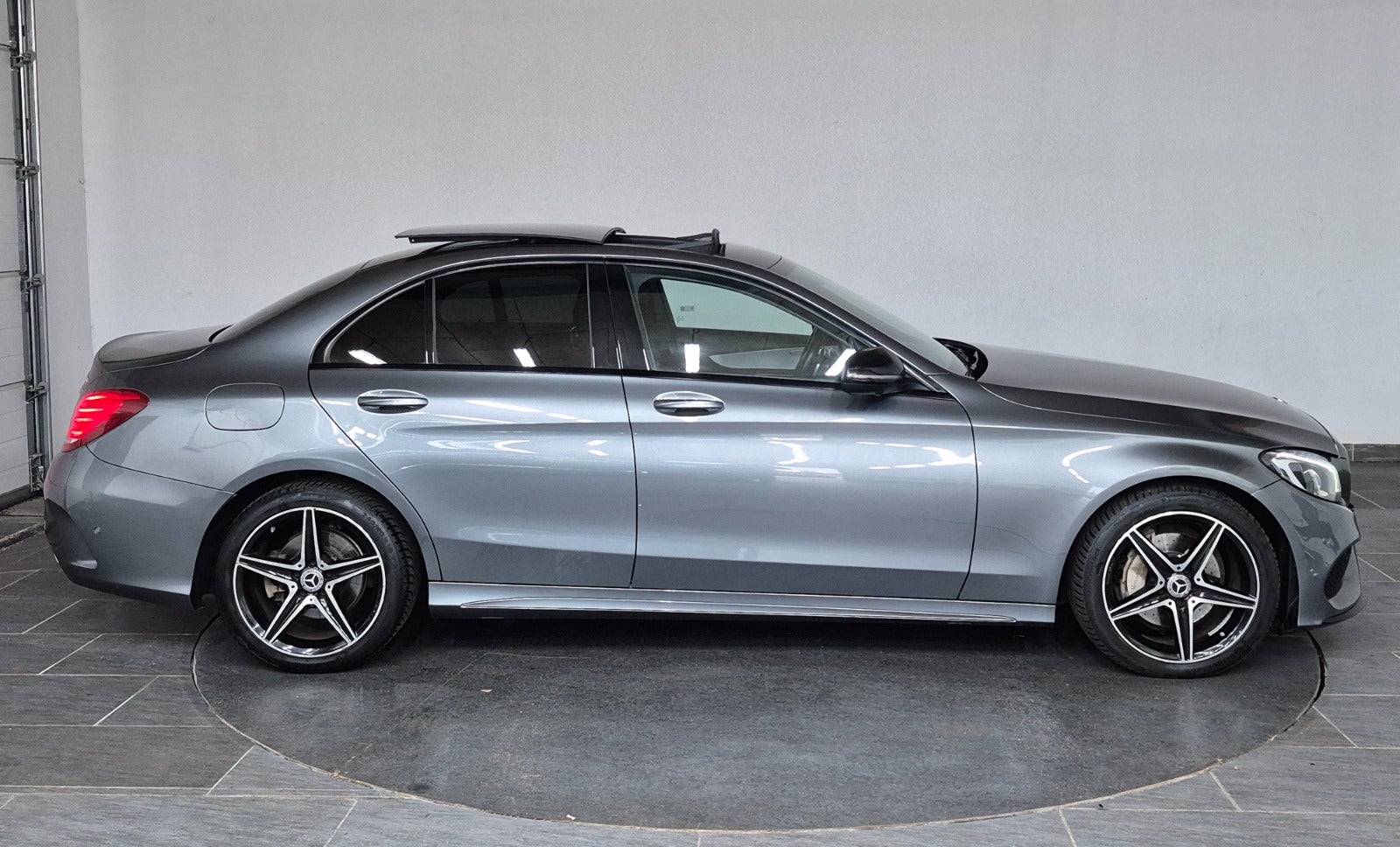 Mercedes C220 d AMG Line aut. 4Matic 2018 - Billede 3