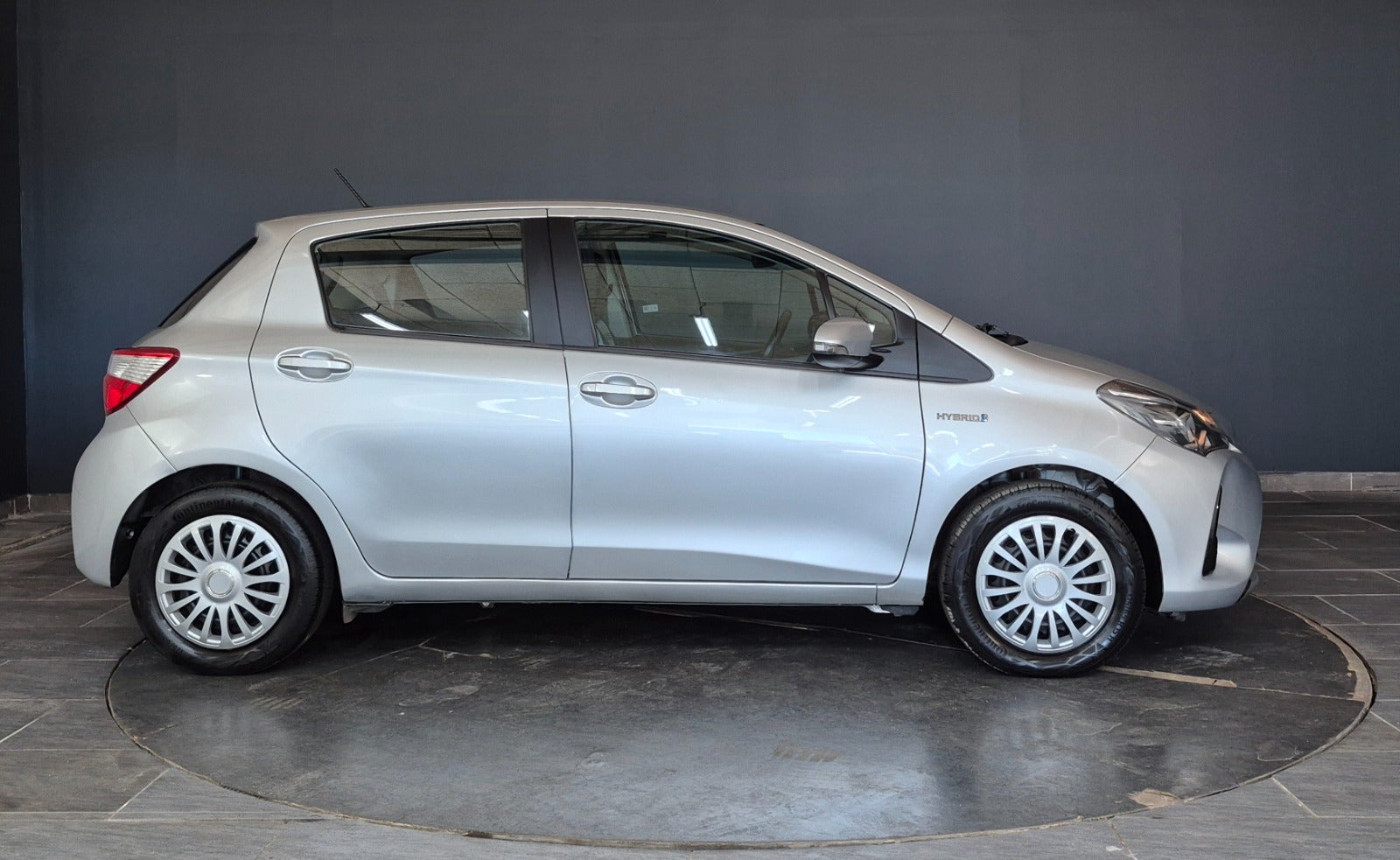 Toyota Yaris Hybrid H2 e-CVT 2020 - Billede 3