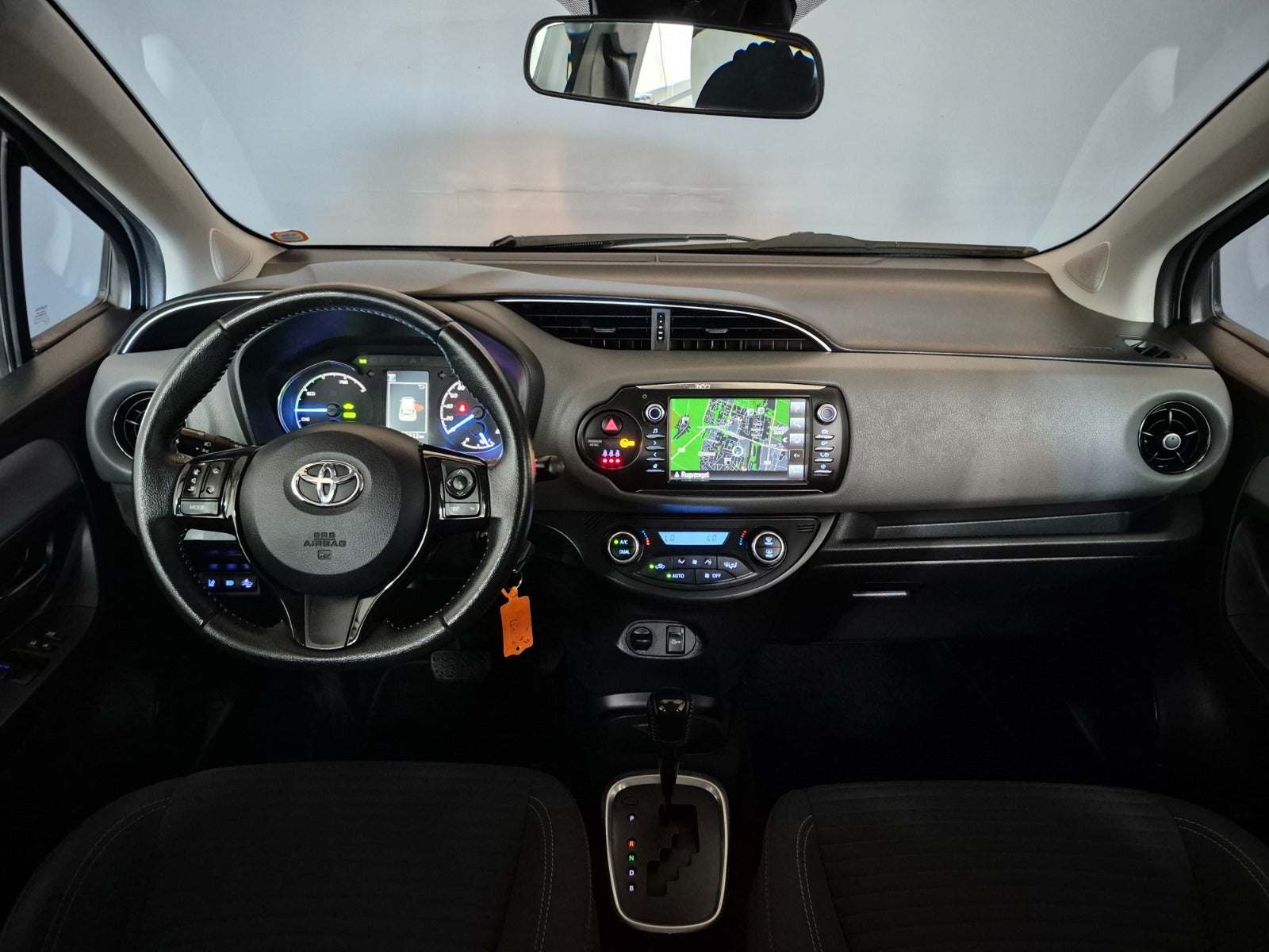 Toyota Yaris Hybrid H2 e-CVT 2020 - Billede 13