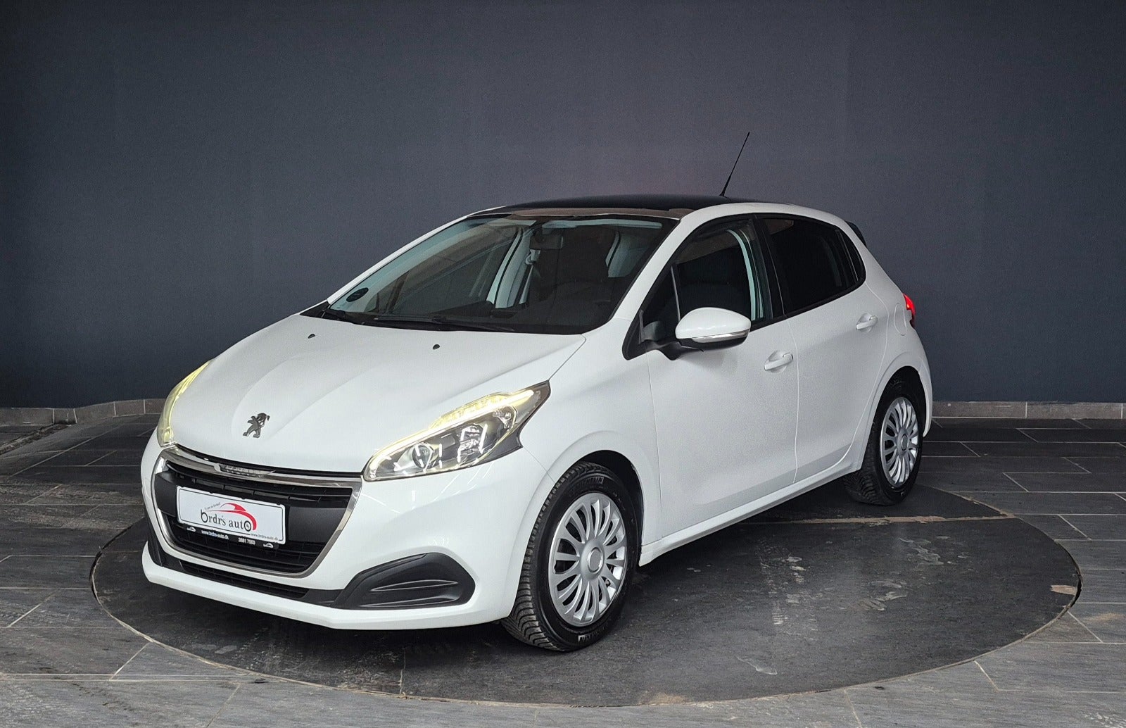 Peugeot 208 VTi 82 Allure Sky 2016 - Billede 5