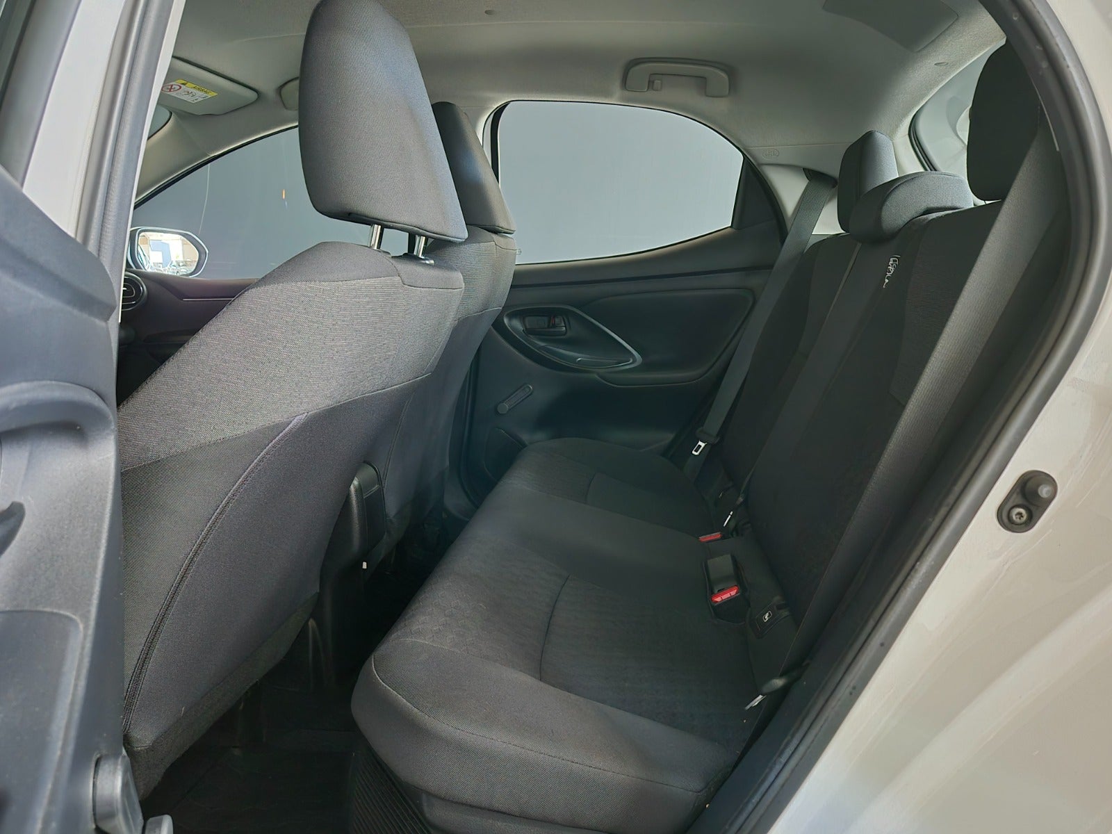 Toyota Yaris Hybrid H3 e-CVT 2022 - Billede 11