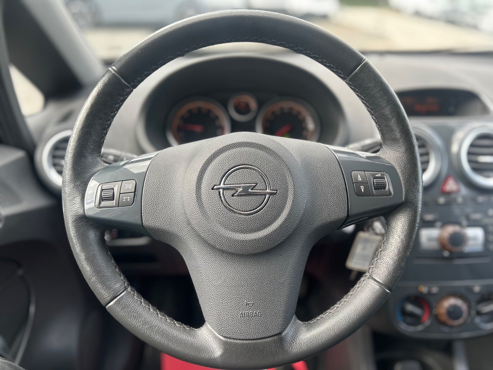 Opel Corsa 16V Cosmo 2013 - Billede 7