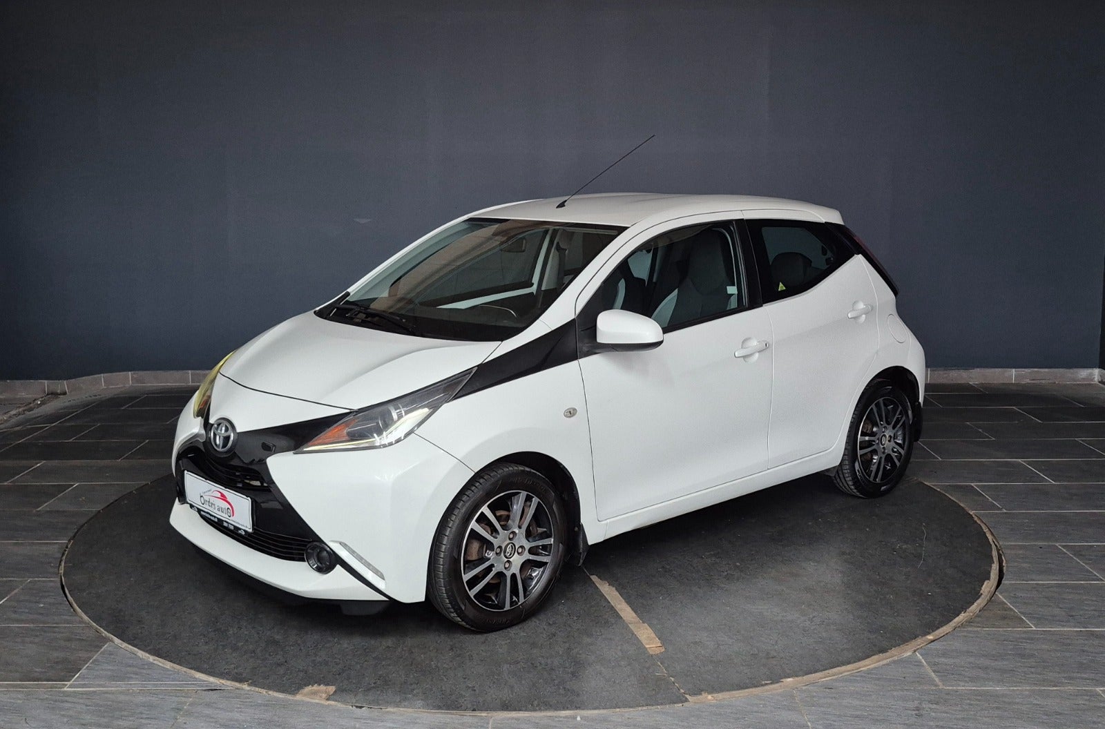 Toyota Aygo VVT-i x 2015 - Billede 5
