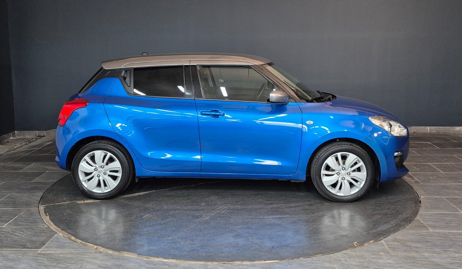 Suzuki Swift Dualjet Club 2019 - Billede 3